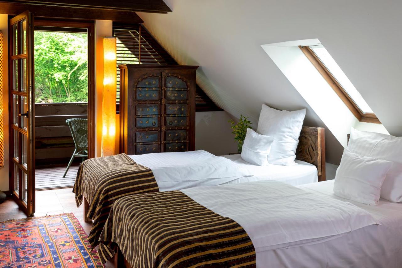 Mlyn Klekotki Spa Resort Экстерьер фото